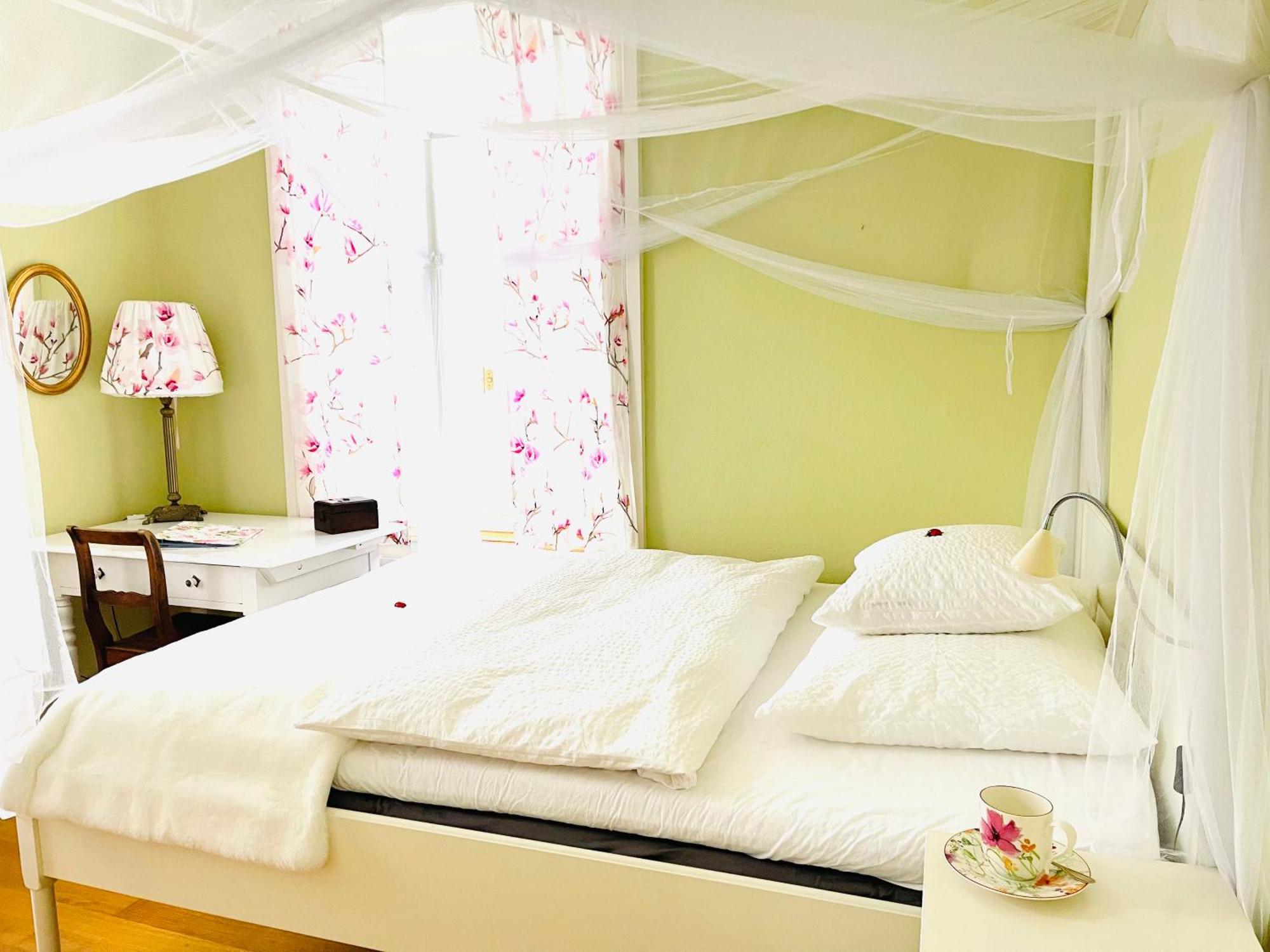 Villa28 Self-Check- In Арау Екстериор снимка
